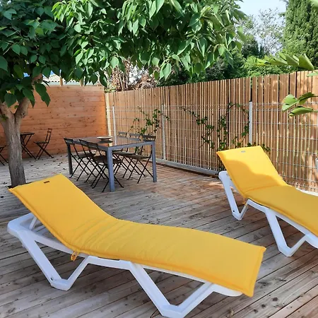 Chez Stef Et Severine Holiday home Saint-Laurent-d'Aigouze